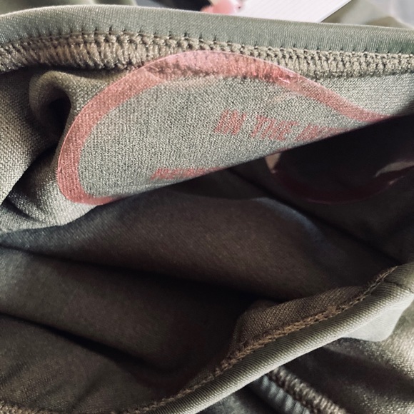 Ted Baker Plunge Halter One Piece Green With Gold - Picture 9 of 10